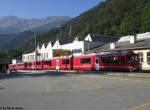 ABe 8/12 3513 ''Simeon Bavier'' am 9.9.2012 in Poschiavo als Regio 1636 nach St.Moritz. Whrend der Bahnhof Poschiavo in einer Ebene liegt, haben die Zge vor- und nacher betrchtliche Steigungen/Geflle zu berwinden. So befindet sich nach dem Bahnhof Seite Privilasco eine Steigung von 70 Promille.