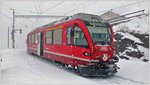 Der Winter ist da. Bernina Express 951 mit ABe 8/12 3513 beim 20 minütigen Halt auf Alp Grüm 2091m ü/M. (05.11.2016)
