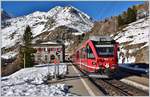 R1633 mit ABe 8/12 3514 in Alp Grüm.(08.12.2016)