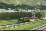10 Jahre UNESCO Welterbe RhB. Bahnfestival am 9./10. Juni 2018 in Samedan und Pontresina. Zwischen den beiden Festplätzen wurden die Regelzüge durch Busse ersetzt und es verkehrten verschiedenste historische Kompositionen als Gratis-Festshuttle im Halbstundentakt.<br>
Am Samstagabend fand in Pontresina eine grosse Fahrzeugparade statt, von der hier nur die Kompositionen gezeigt werden sollen, welche nicht auch an anderer Stelle abgelichtet werden konnten. Hier die Ge 2/4 222 mit dem Schneepflug X 9103.