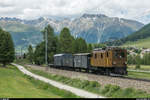 10 Jahre UNESCO Welterbe RhB. Bahnfestival am 9./10. Juni 2018 in Samedan und Pontresina. Zwischen den beiden Festplätzen wurden die Regelzüge durch Busse ersetzt und es verkehrten verschiedenste historische Kompositionen als Gratis-Festshuttle im Halbstundentakt.<br>
Sonntag: Am Sonntag verkehrten zusätzlich zu den Shuttlezügen auch noch Güterzüge für die Fotografen. Ge 2/4 222 mit Güterzug zwischen Punt Muragl und Pontresina.