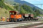 RhB Baudienstzug in Scuol am 19.08.2008 in Zernez mit Traktor Tmf 2/2 86 - Xc 9413 - Xc 9412 - Hinweis: Schottertransporte von Zernez nach Scuol (Baustelle Bahnhof)  