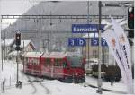 Neben dem ltesten Triebwagen, war auch der neue ABe 8/12 3501 in Samedan anzutreffen, als er soeben Richtung Pontresina davonrauschte.(12.01.2010)