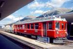 RhB Extra-DIENSTZUG 8251 von Samedan nach Bever am 31.08.1993 in Samedan mit Rw 8207 - Triebwagen ABe 4/4 504 geschoben.