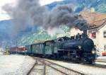 RhB DAMPFGTERZUG mit Personenbefrderung 6262 von Scuol nach Samedan am 10.09.1994 in Zernez mit Dampf-Lok G 4/5 108 - B 2060 - D 4052I - Kkl 7030 - Kkl 7078 - E 6024 - E 6023 - Gbkv 5571 - Gb 5817