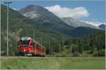 Ein  Allegra  als RE 1360 St.Moritz - Landquart bei Zernez am 11.