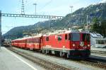 RhB Regionalzug 735 von St.Moritz nach Scuol am 08.10.1999 Ausfahrt Samedan mit E-Lok Ge 4/4 II 630 - B 2253 - A 1233 - B 2343 - B 2356 - D 4206 - Gb 5014 - Hinweis: gescanntes Dia  