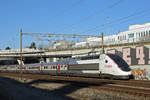 TGV Lyria 4413 fährt Richtung Bahnhof Muttenz.