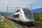 TGV Lyria 4417 fährt Richtung Bahnhof Lausen.