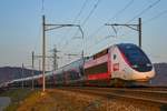 TGV 4721 ist am Abend des 06.03.2021 zwischen Othmarsingen und Lenzburg unterwegs.