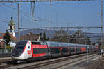 TGV Lyria 4728 durchfährt den Bahnhof Rupperswil. Die Aufnahme stammt vom 28.03.2022.