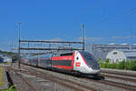 TGV Lyria 4725 durchfährt den Bahnhof Rupperswil. Die Aufnahme stammt vom 25.07.2022.