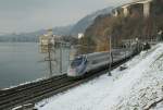 Italienverkehr im Winter 2010 beim Chteau de Chillon: FS ETR 610 als EC 39 nach Milano.