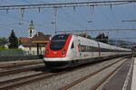 ICN 500 034  Gustav Wenk  durchfährt den Bahnhof Rupperswil.