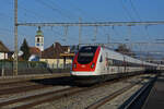 ICN 500 027  Henry Dunant  durchfährt den Bahnhof Rupperswil.