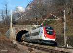 RABDe 500 009-6 als IC 675 (Basel SBB-Lugano) bei Biasca 30.12.10