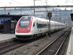 SBB - ICN Friedrich Drrenmatt bei der einfahrt in den Bahnhof von Yverdon les Bains am 22.01.2011