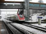 SBB - ICN Graf Zeppelin als RE  Biel - Bern bei der durchfahrt im Bahnhof Zollikofen am 02.02.2014