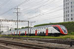 RABe 502 207-9 durchfährt auf einer Testfahrt den Bahnhof Pratteln.