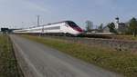 Auf der Fahrt von Zrich nach Mnchen befindet sich RABe 503 014 am 26.02.2021 als EuroCityExpress ECE 97 in der Nhe des Kilegger Ortsteils Brenweiler.