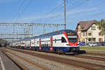 RABe 511 044, auf der S11, durchfährt den Bahnhof Rupperswil.