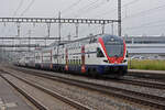 RABe 511 040 KISS durchfährt den Bahnhof Rupperswil.