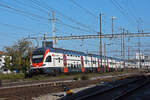 RABe 511 018 KISS durchfährt den Bahnhof Pratteln.