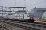 RABe 511 025 KISS durchfährt den Bahnhof Rupperswil.