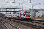 RABe 511 063 KISS durchfährt den Bahnhof Rupperswil.