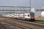 RABe 511 024 KISS durchfährt den Bahnhof Rupperswil.