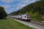 RABe 511 106, auf der S3, fährt am 28.08.2022 Richtung Bahnhof Tecknau.