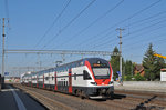 RABe 511 107, auf dem RE nach Bern, durchfährt den Bahnhof Rothrist.