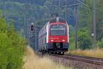 RABe 514 050-4 durchfährt mir der S 15 nach Rapperswil die geschützte Drumlinlandschft zwischen Wetzikon und Bubikon am 28.6.2014