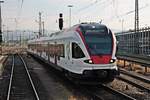 Einfahrt am 12.10.2015 von RABe 521 005 als Pendel-S6 (Basel SBB - Basel Bad Bf - Basel SBB) auf Gleis 2 in den Badischen Bahnhof von Basel.