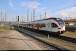 Nachschuss auf RABe 521 ??? und RABe 521 001-9  RegioTriRhena  (Stadler FLIRT) der Regio-S-Bahn Basel (SBB) als S 87855 (S6) von Zell(Wiesental) (D) nach Basel SBB (CH), die den Bahnhof Basel Bad Bf