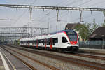 RABe 521 023, auf der S26, durchfährt den Bahnhof Rupperswil.