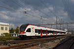 RABe 521 024, auf der S3, fährt Richtung Bahnhof Pratteln.