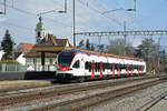 RABe 521 027, auf der S23, wartet beim Bahnhof Rupperswil.