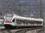 Flirt 521 014-1 als S3 nach Porrentruy fhrt in Olten ein. (18.03.2008)