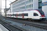 Der Flirt France RABe 522 205 am 1.3.21 bei der Einfahrt in Olten.