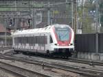 SBB - Triebzug RABe 522 214-1 bei der einfahrt in den Bahnhof Olten am 09.04.2012