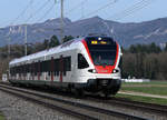 SBB: Regionalzug nach Olten mit RABe 523 056 bei Deitingen am 3.