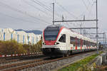 RABe 523 046, auf der S3, fährt Richtung Bahnhof Lausen.