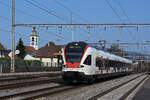 RABe 523 041, auf der S26, durchfährt den Bahnhof Rupperswil.