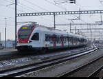 SBB - RABe 523 048 bei der einfahrt im Bhf.