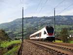 Fnf Minuten nach dem Flirt kam nochmals einer vorbei, diesmal aber TILO-RABe 524 011-4, auf dem Weg in seine Heimat zwischen Steinen und Schwyz am 1.10.2007