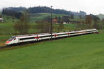 SBB ETR 610 011 auf der heutigen Museumsstrecke Sumiswald Grünen - Huttwil der Genossenschaft Museumsbahn Emmental GmbH für nächtliche Lärmmessungen.