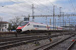 ETR 610 105-4 durchfährt den Bahnhof Pratteln.