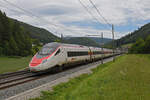 ETR 610 113-8 fährt am 27.07.2023 Richtung Bahnhof Gelterkinden.