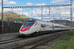 ETR 610 110-4 durchfährt am 27.03.2023 den Bahnhof Gelterkinden.